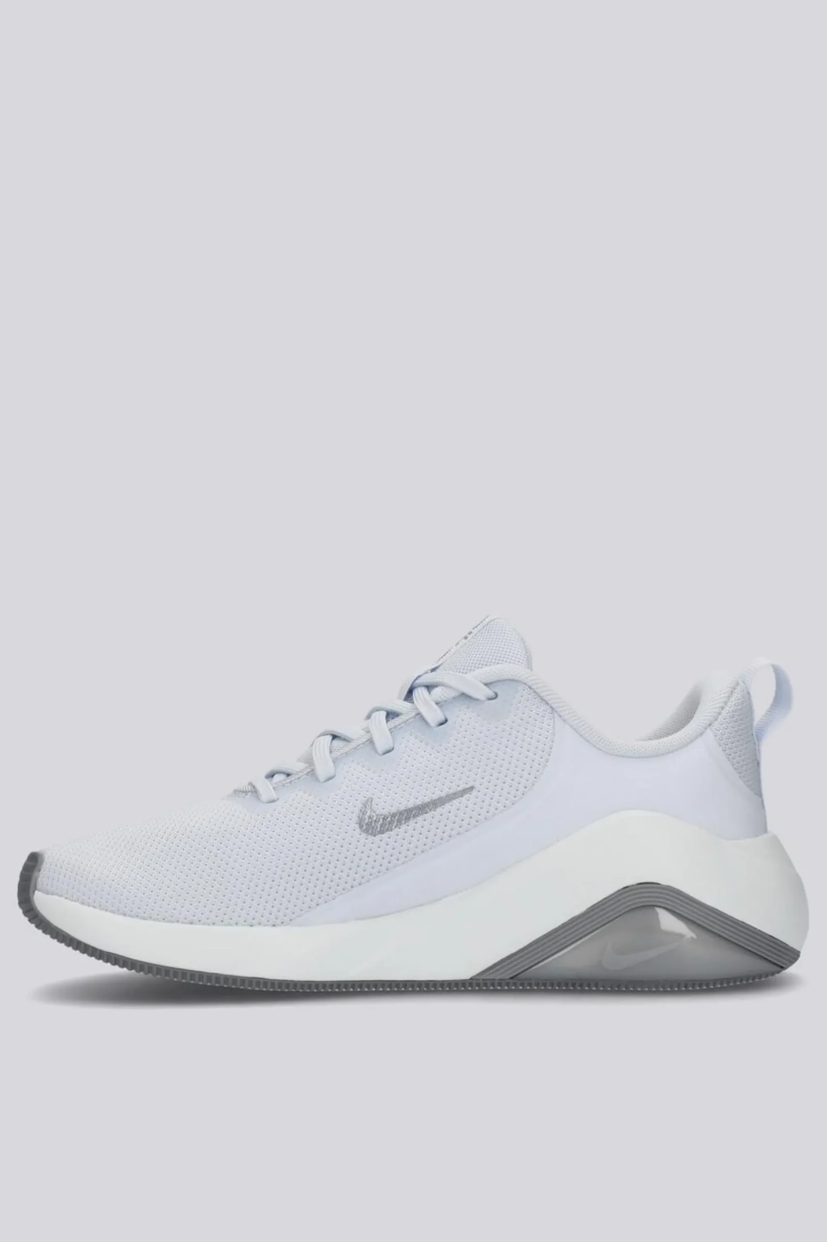 Nike Bella 7