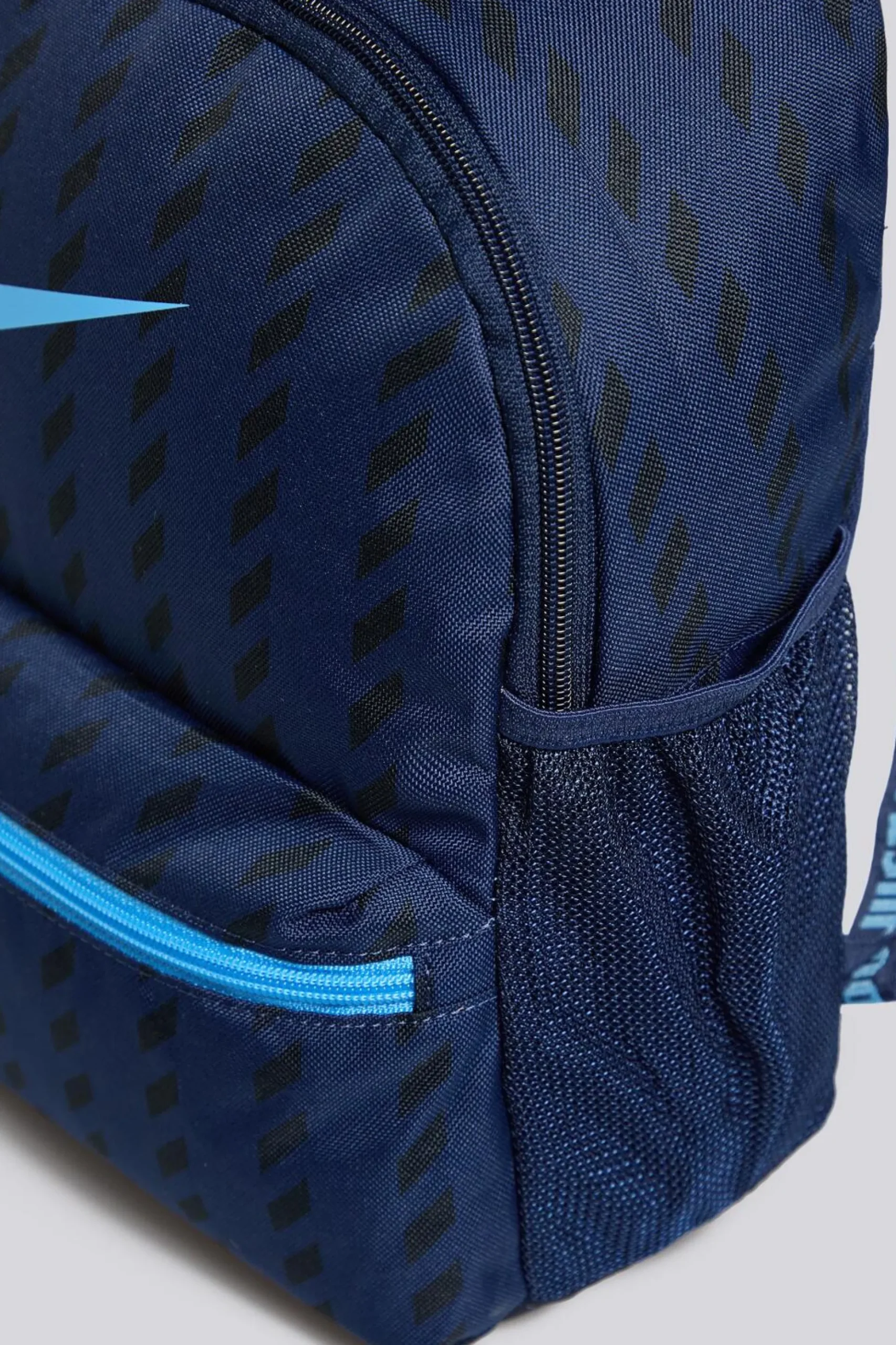 Nike Brasilia Mini