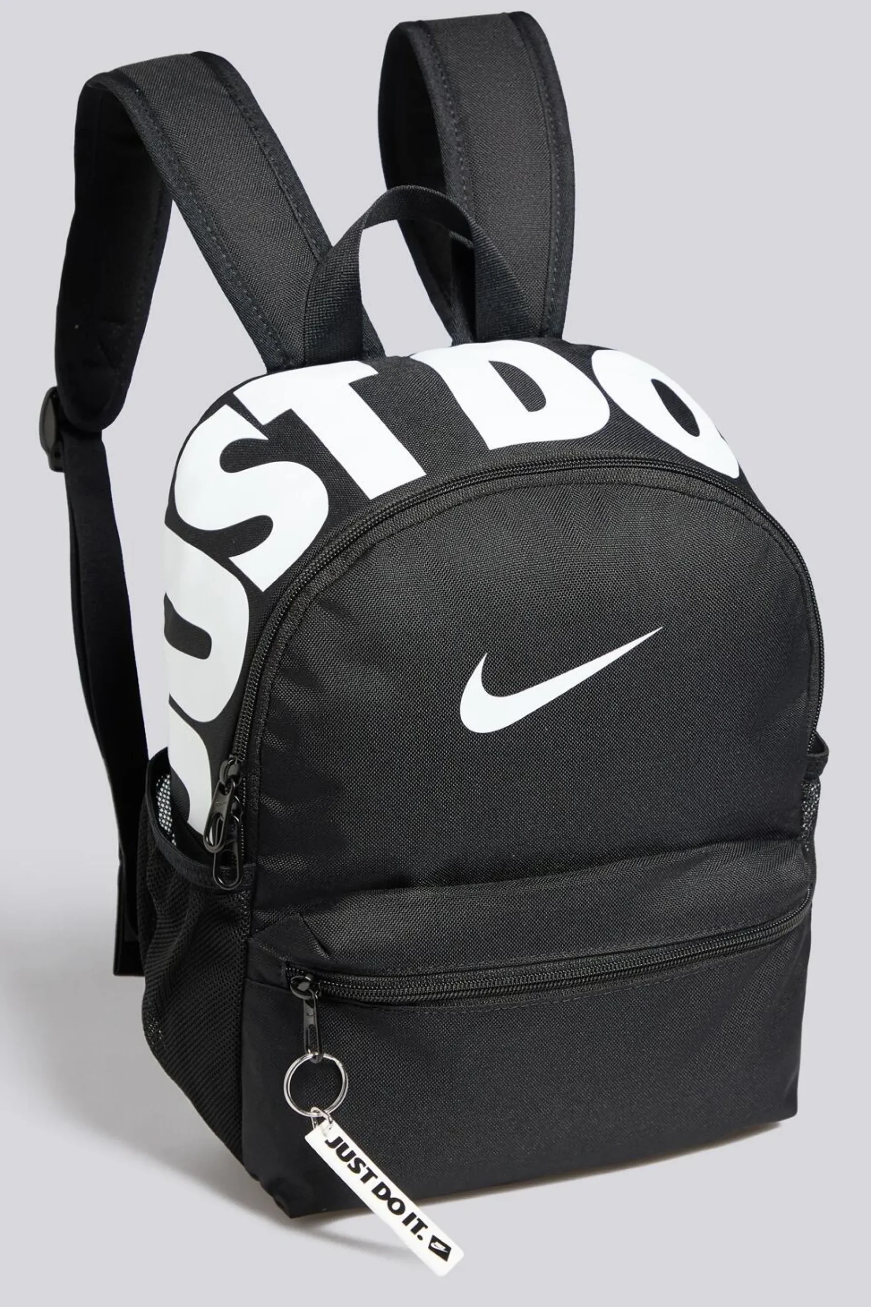 Nike Brasilia Mini