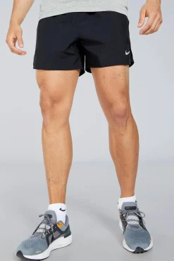 Nike Challenger