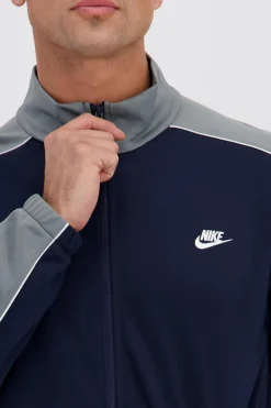 Nike Club