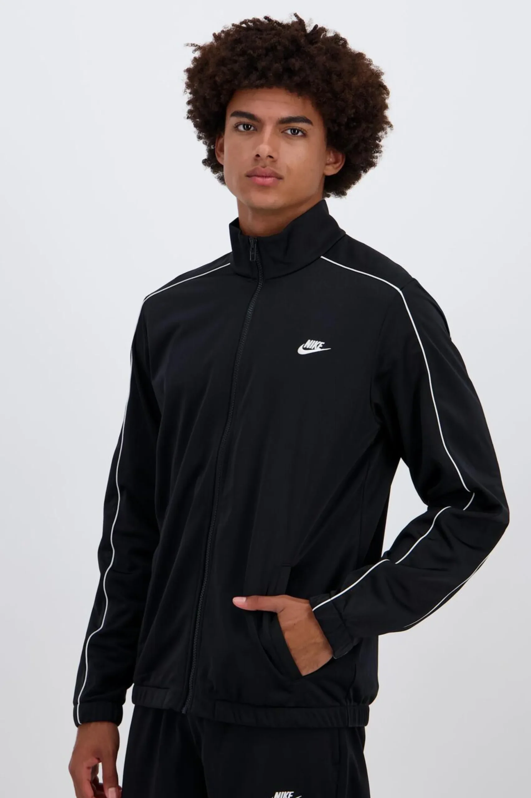 Nike Club