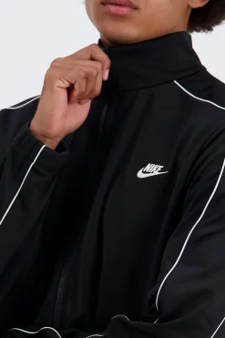 Nike Club