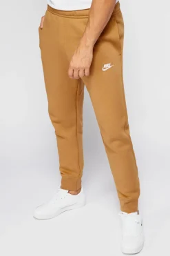 Nike Club