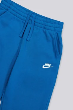 Nike Club