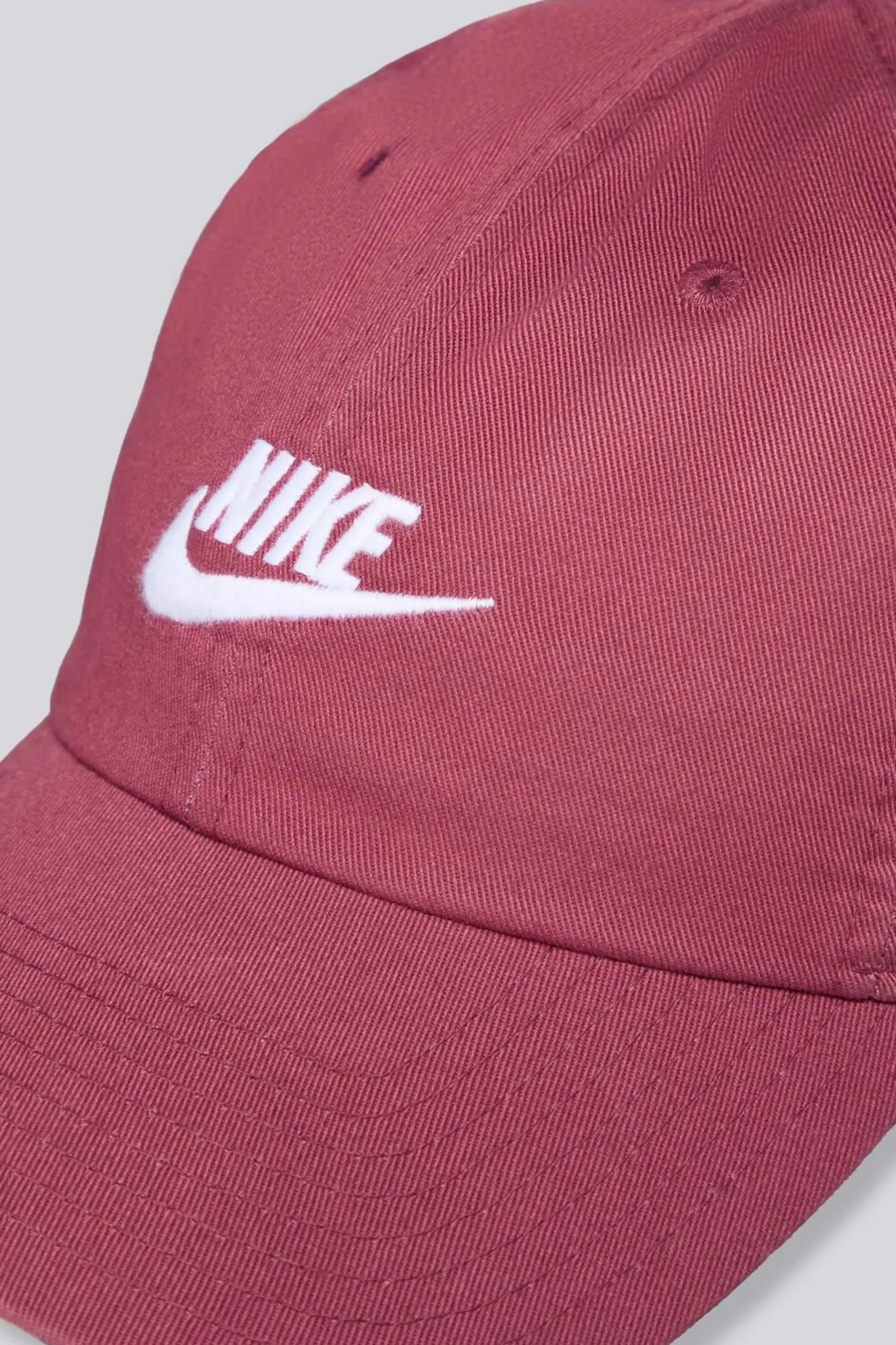 Nike Club Futura