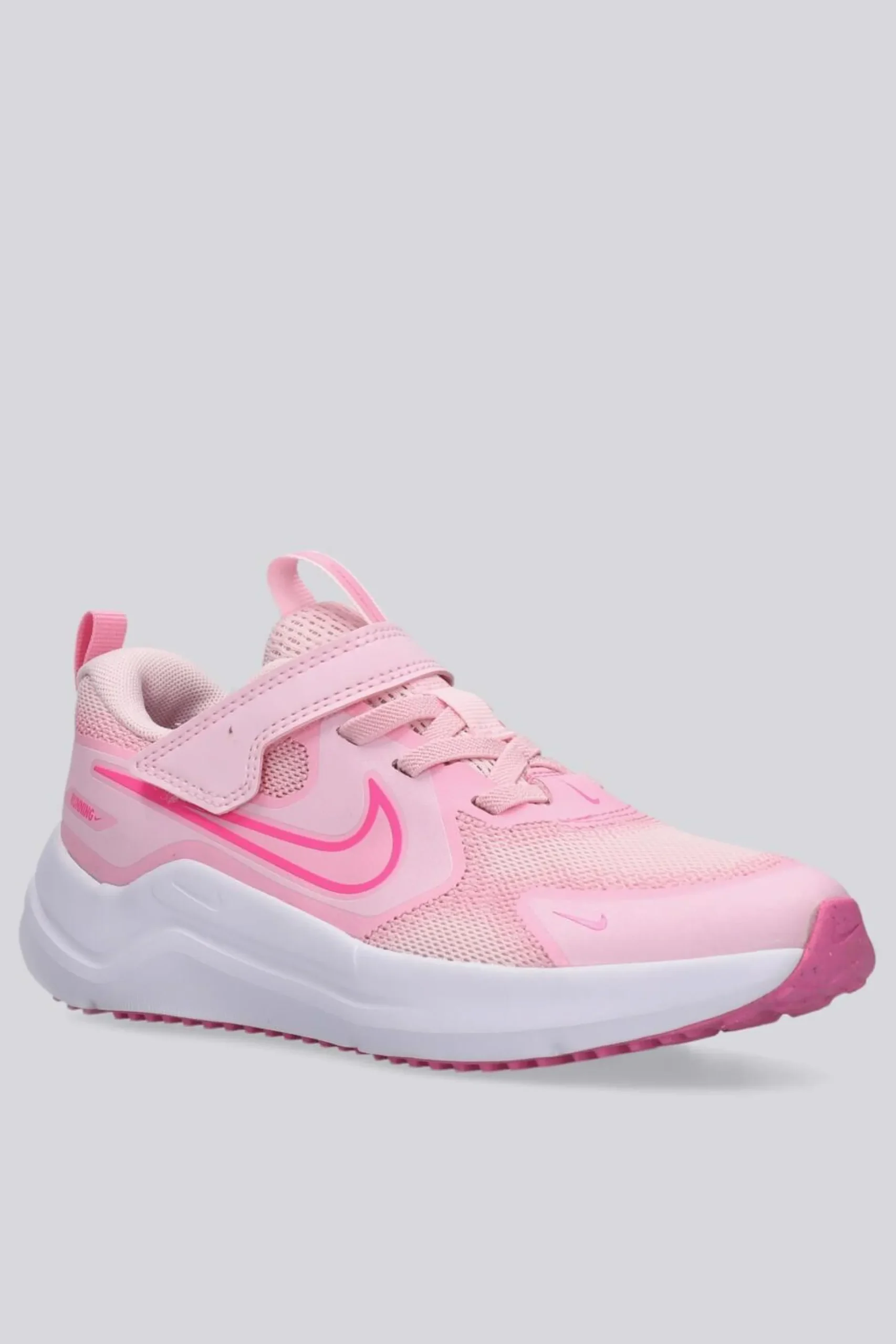 Nike Cosmic Runner