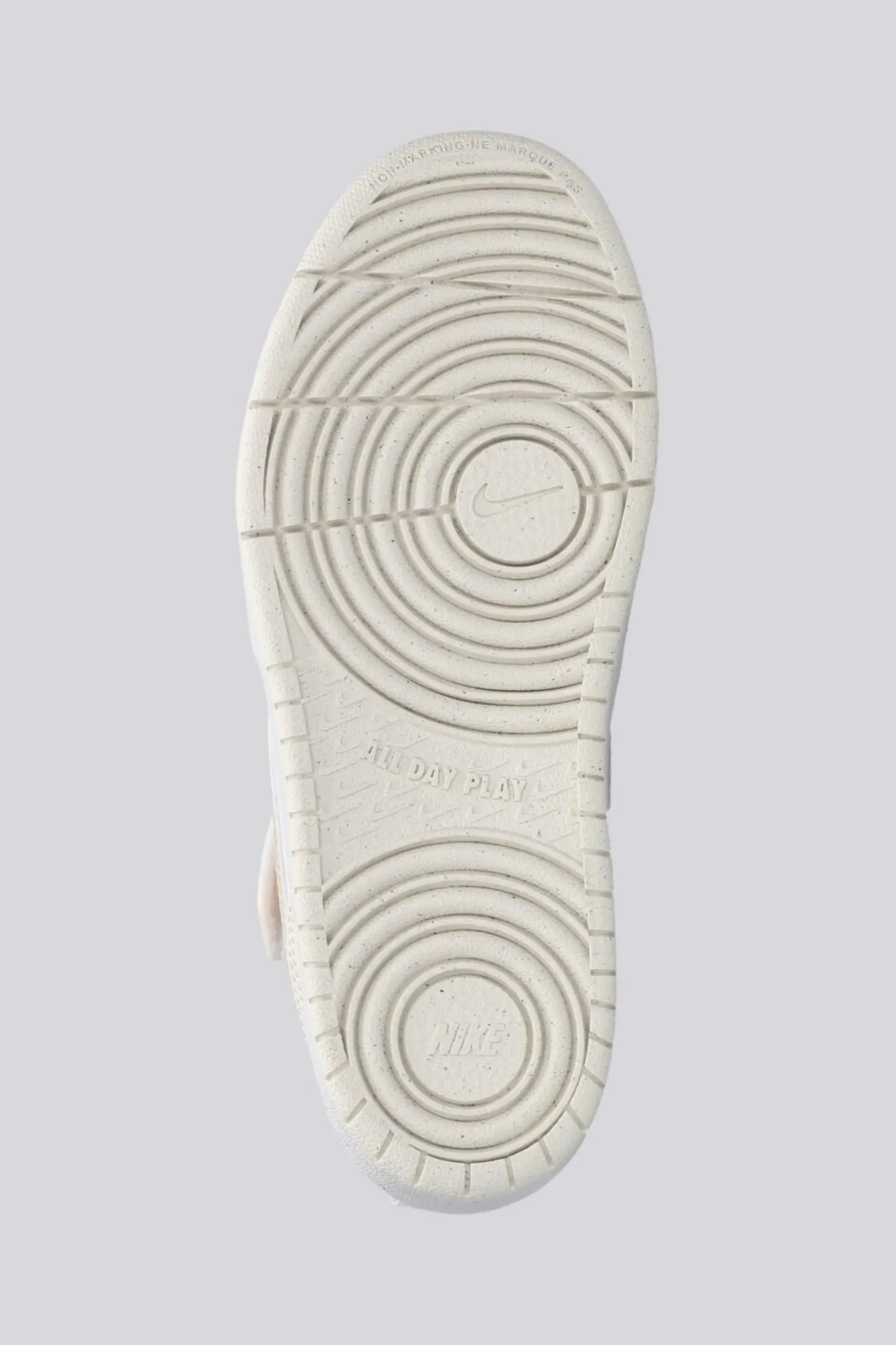 Nike Court Borough Low