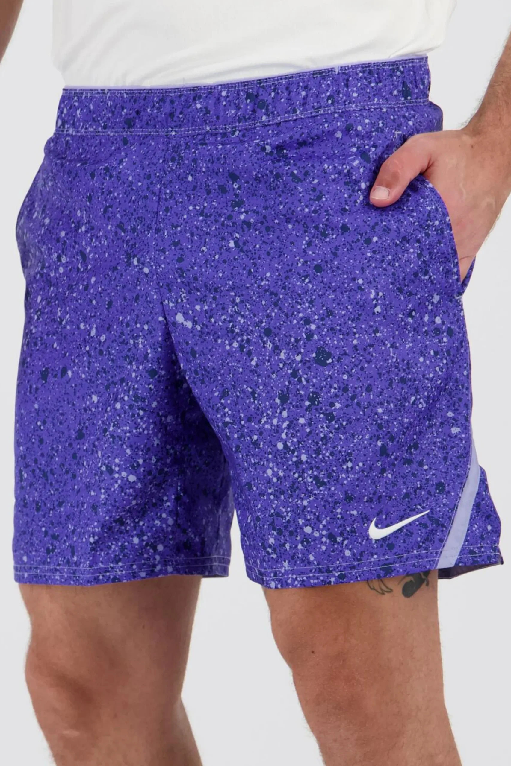 Nike Court Victory