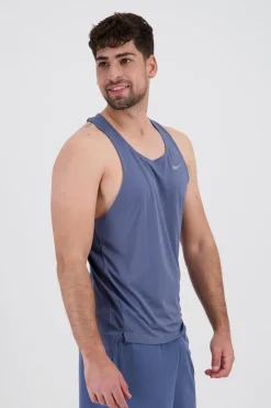 Nike Fast