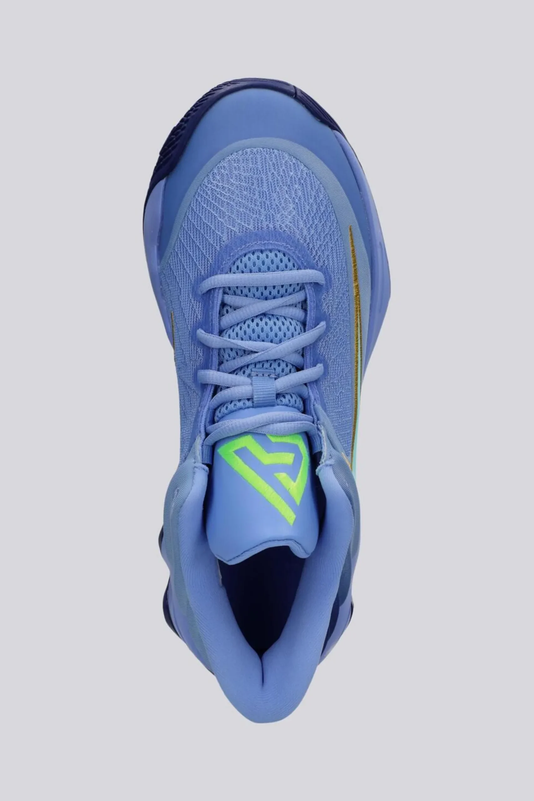Nike Giannis Immortality 4