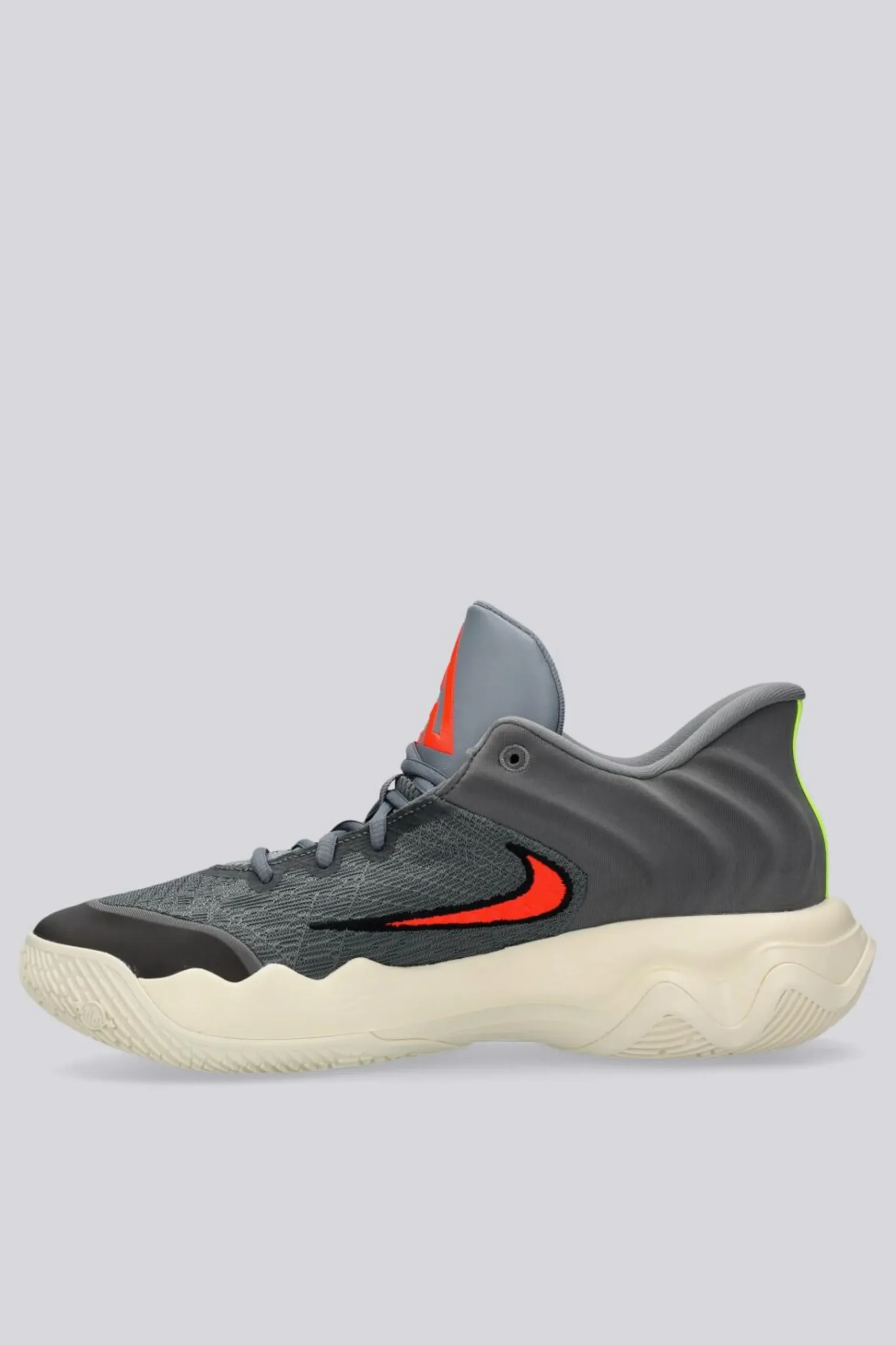 Nike Giannis Immortality 4