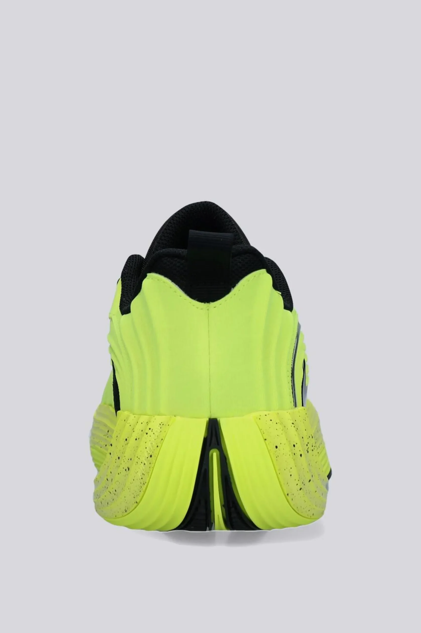 Nike Giannis Immortality 5