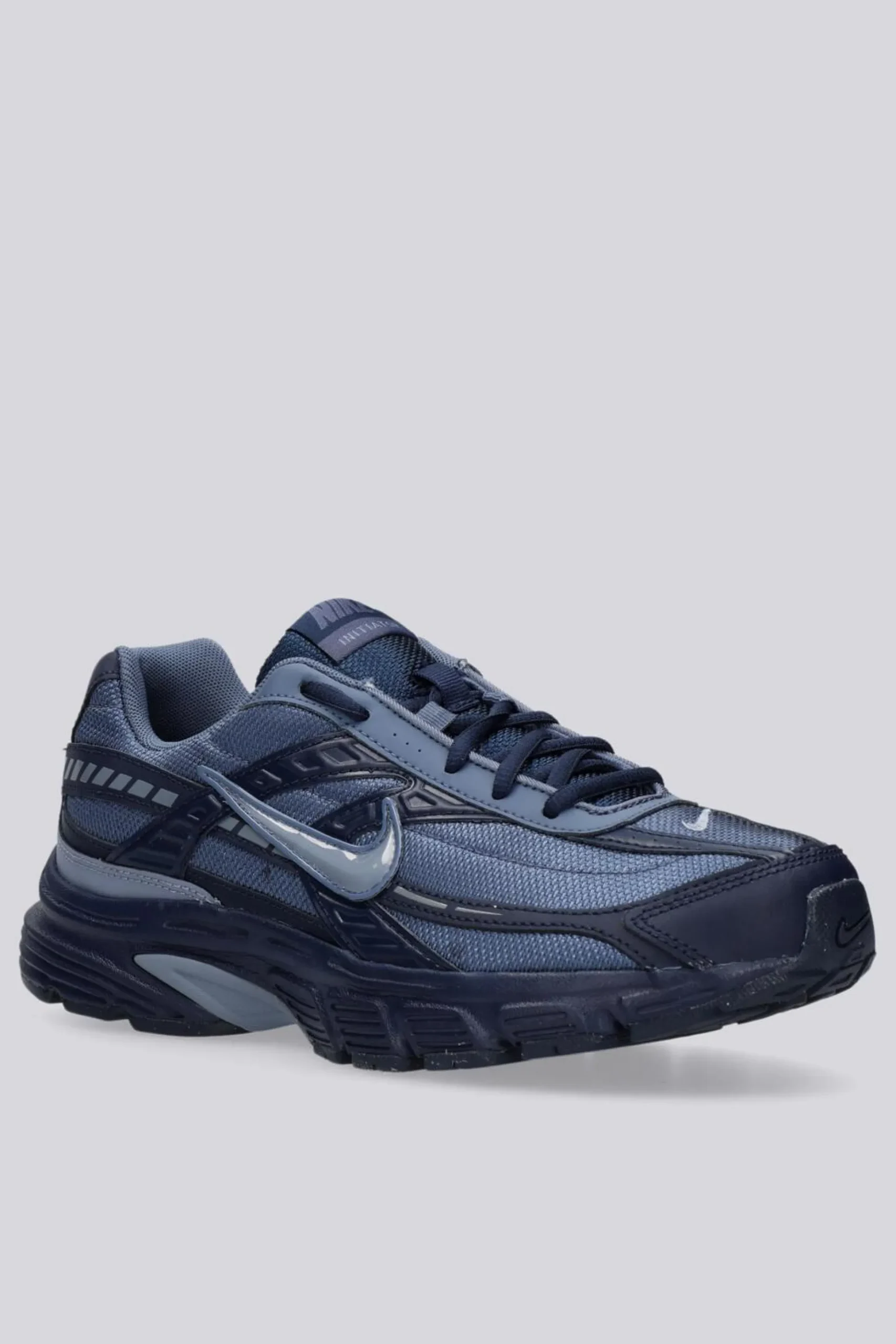 Nike Initiator