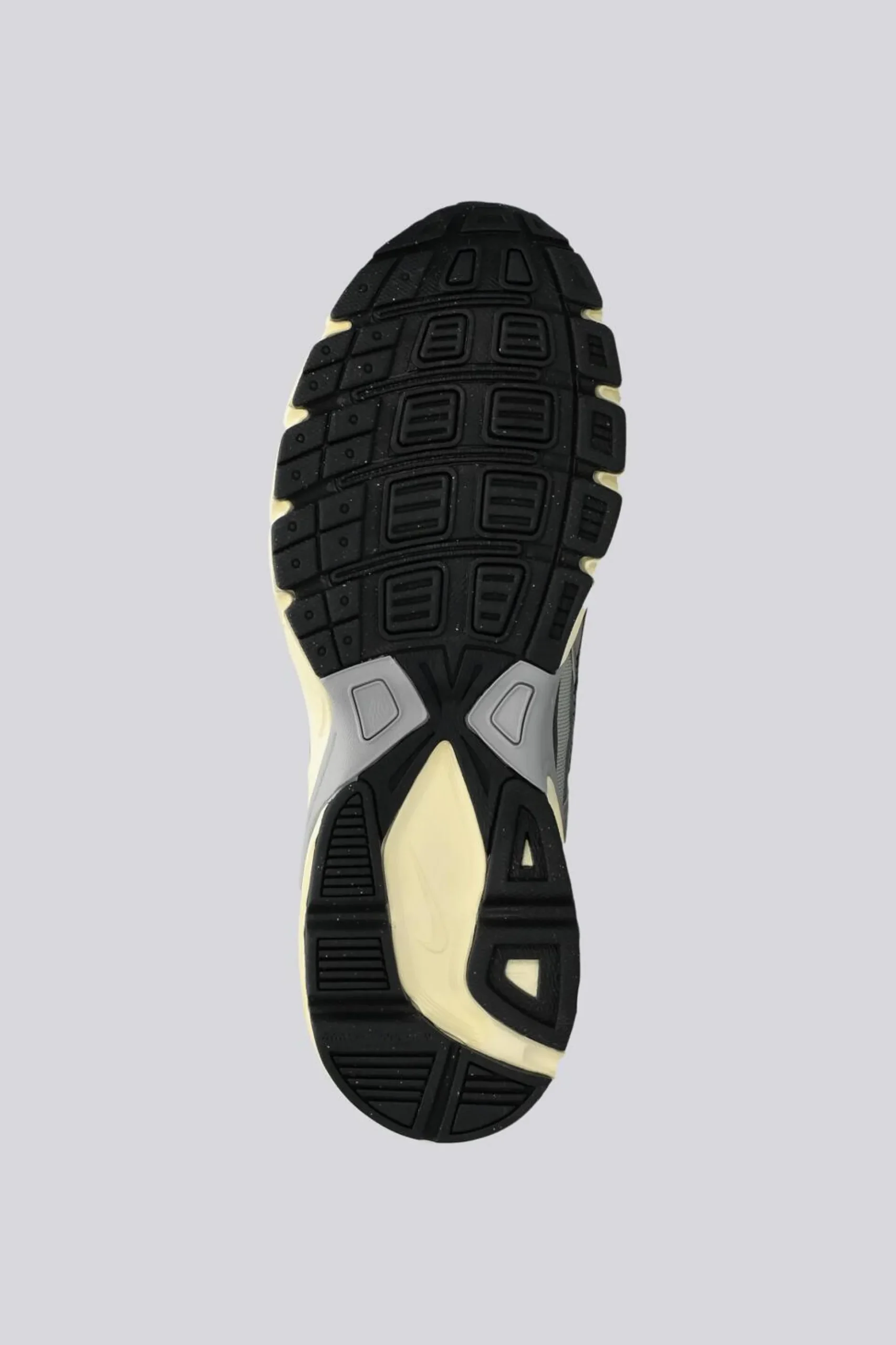 Nike Initiator