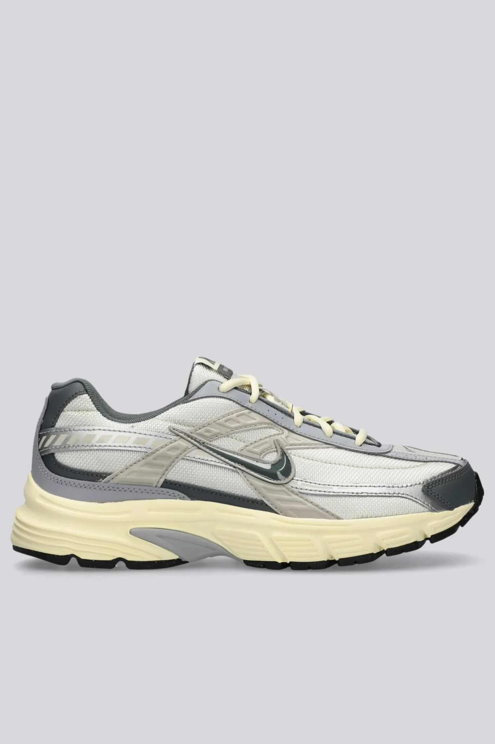 Nike Initiator