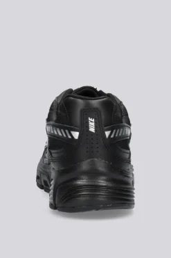 Nike Initiator