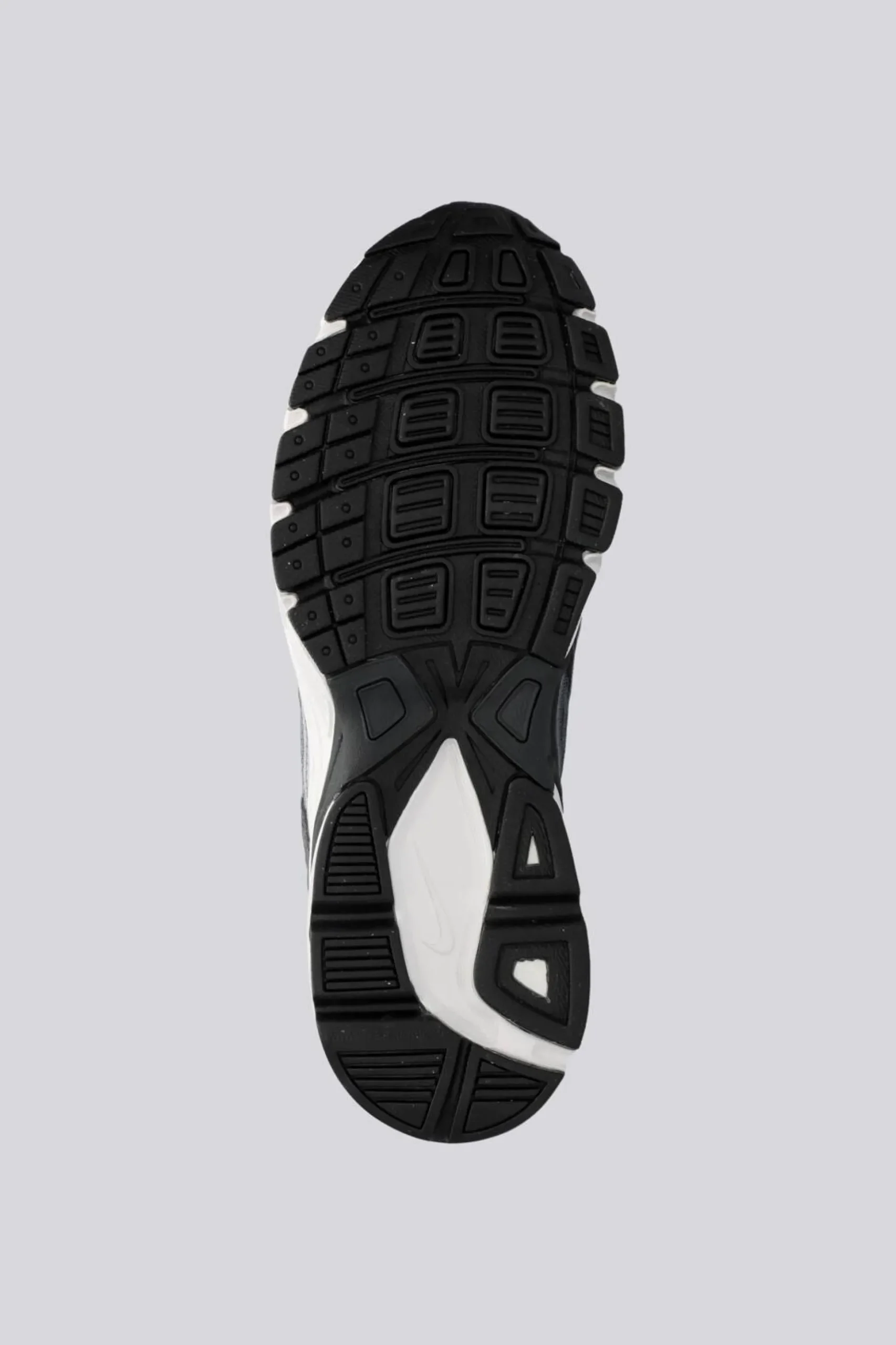 Nike Initiator