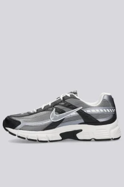 Nike Initiator