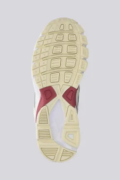 Nike Initiator
