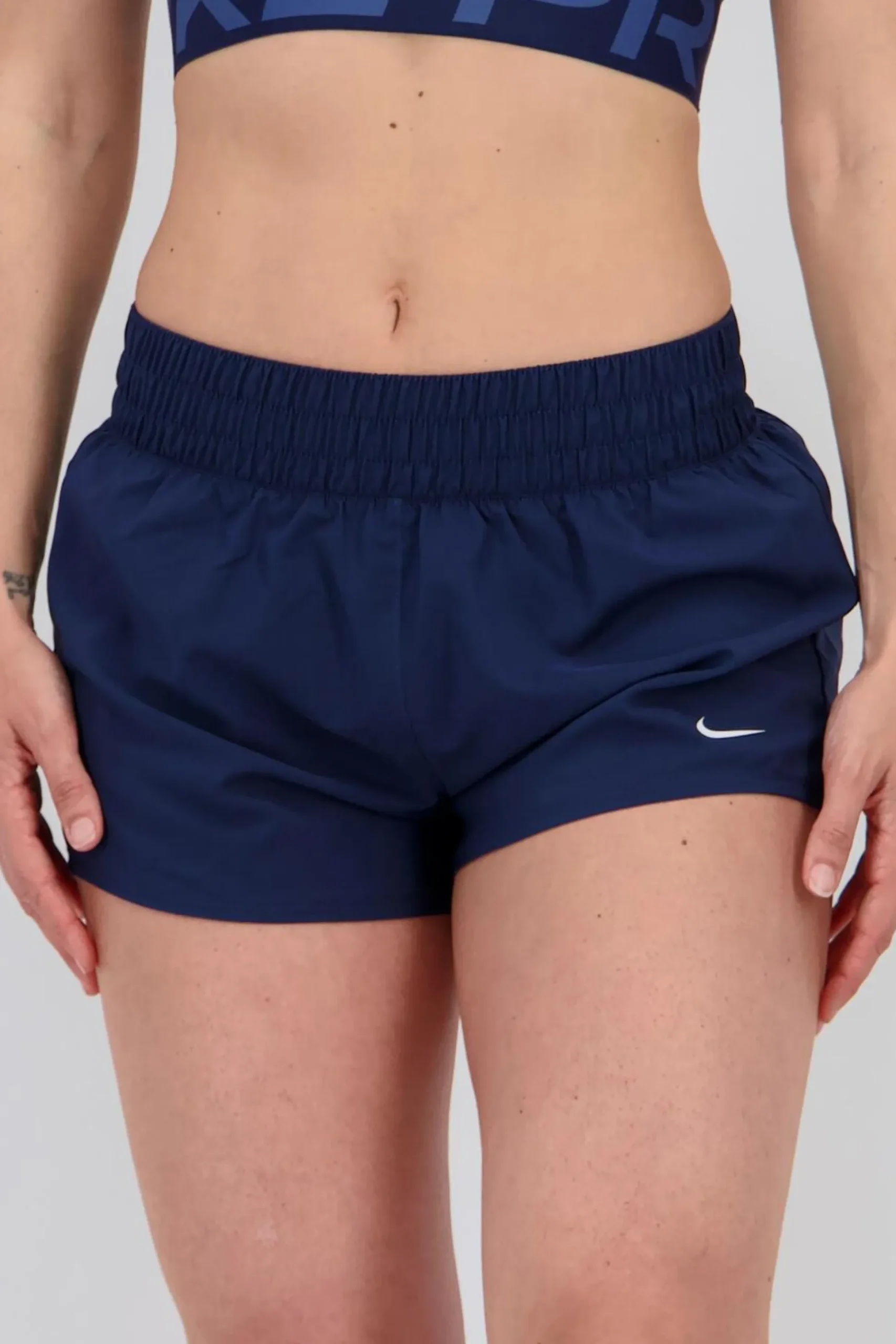 Nike Jumbo