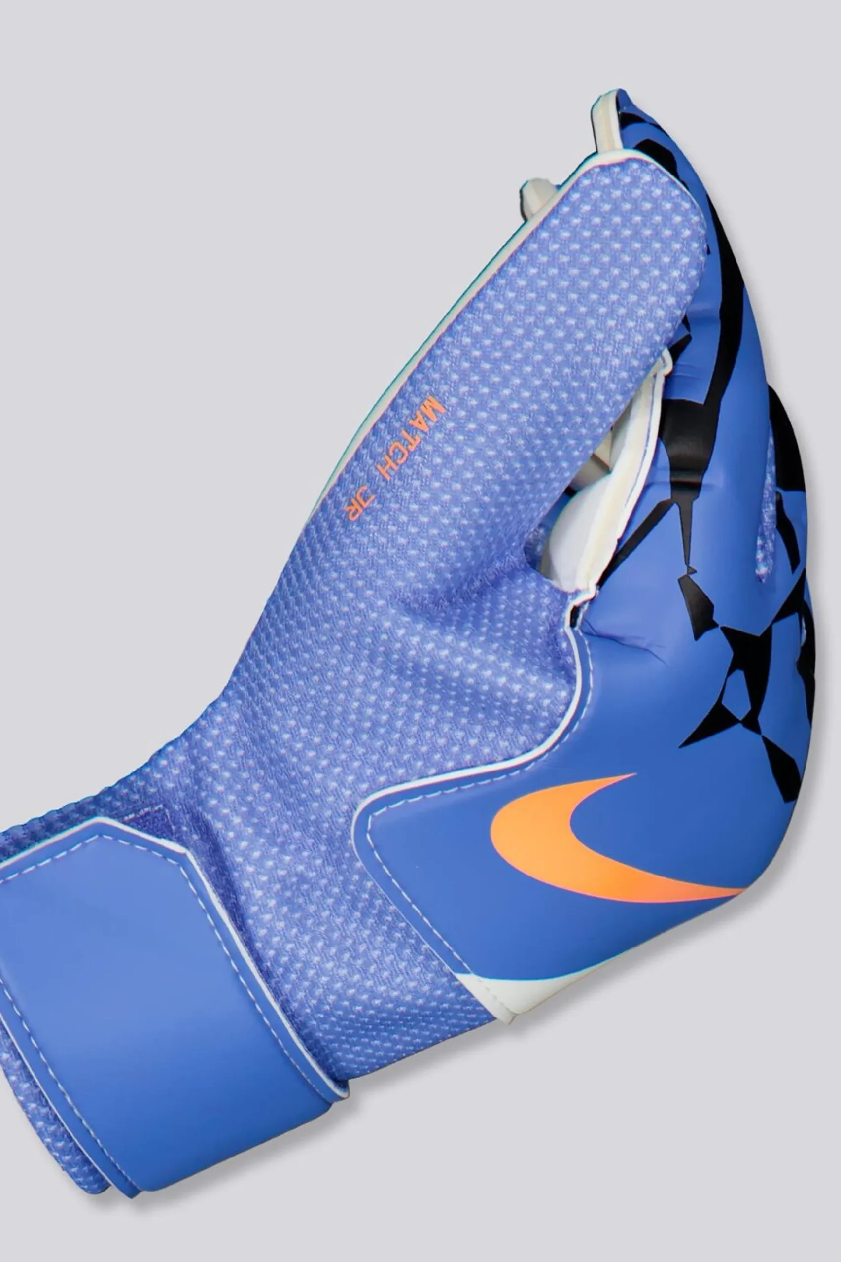 Nike Match