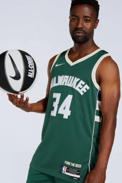 Nike NBA Milwaukee Bucks