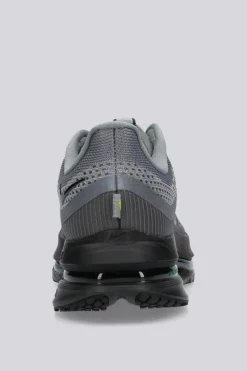Nike Pegasus Premium