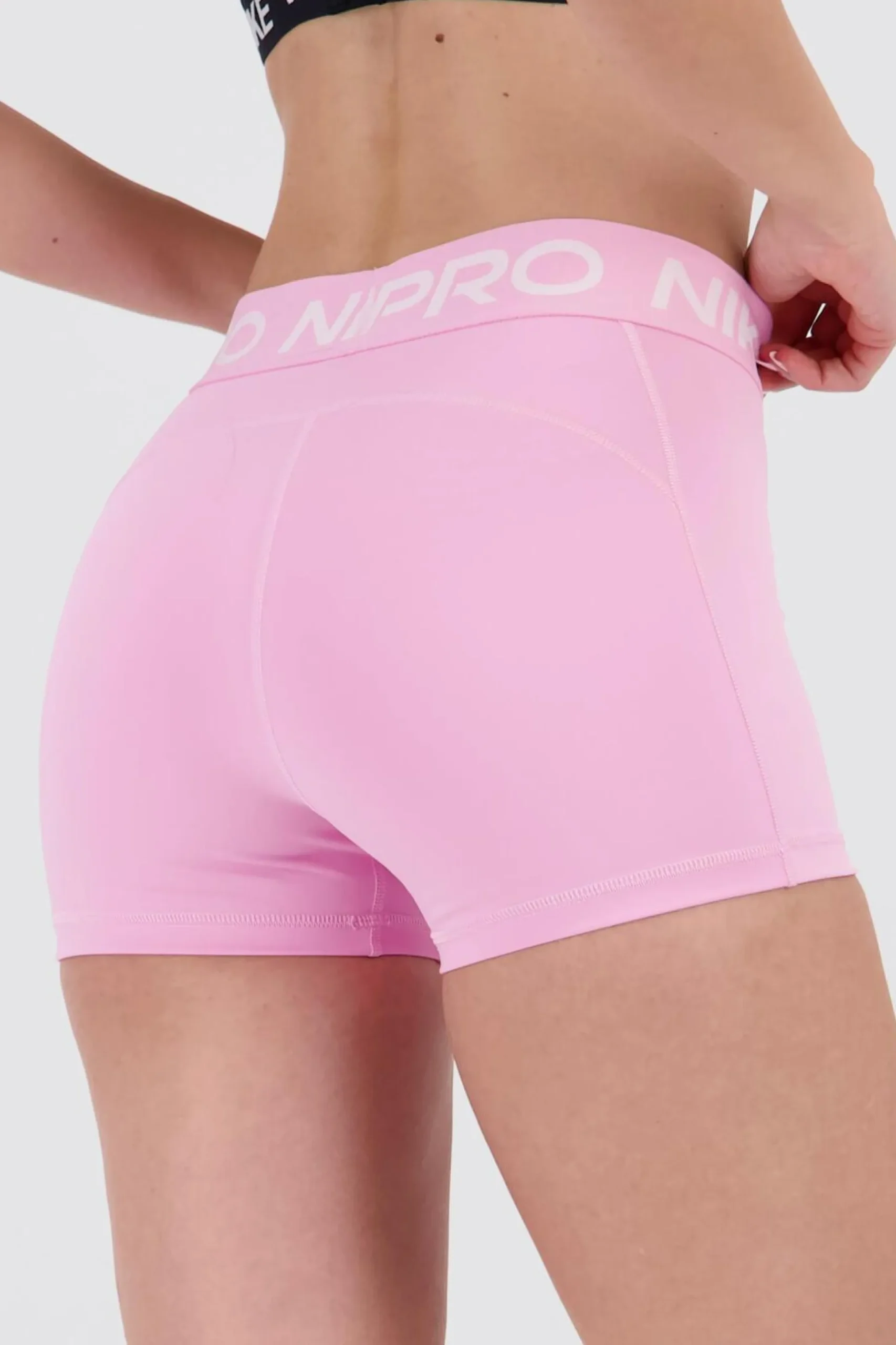 Nike Pro