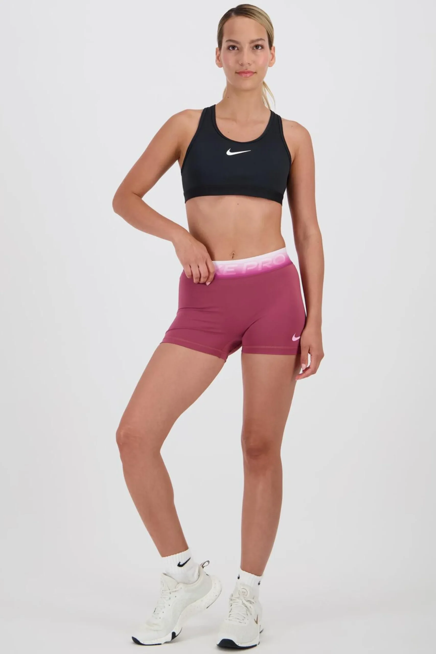 Nike Pro