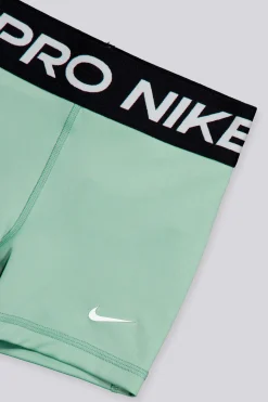 Nike Pro