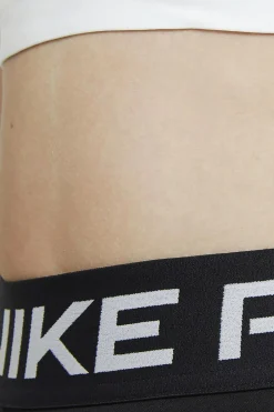 Nike Pro