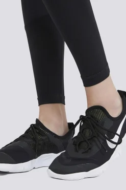Nike Pro