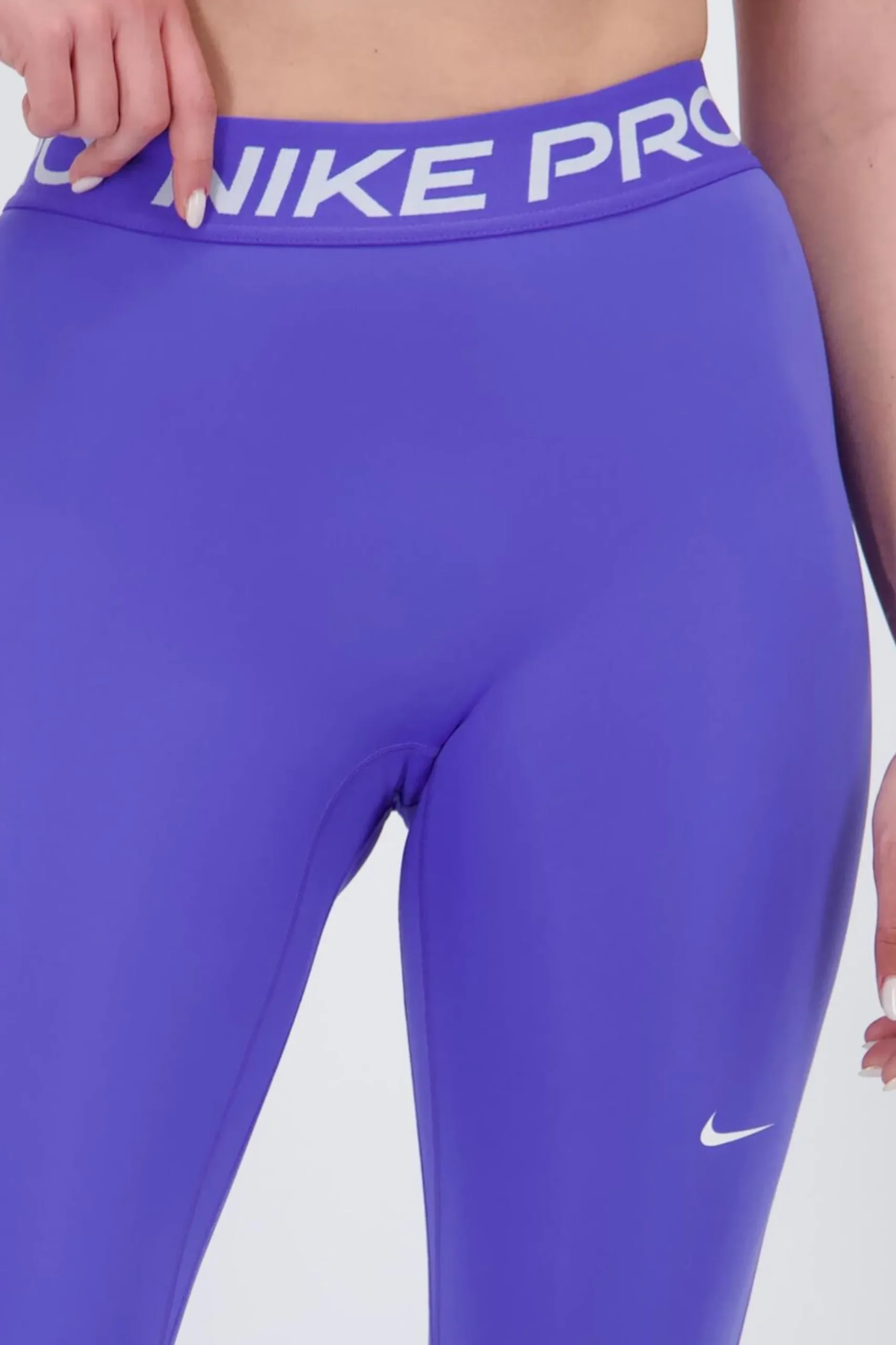 Nike Pro