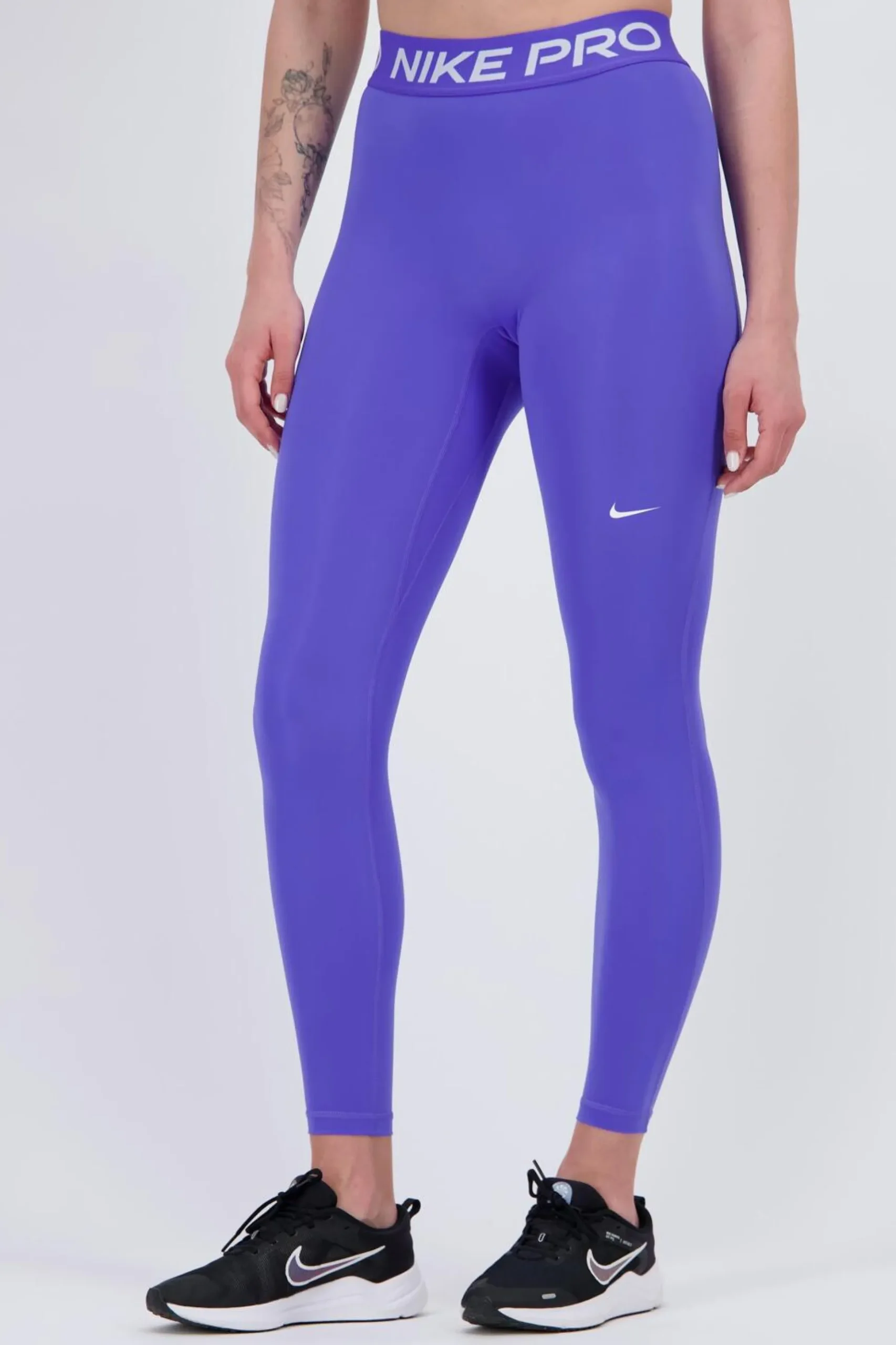 Nike Pro