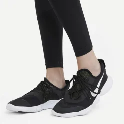 Nike Pro