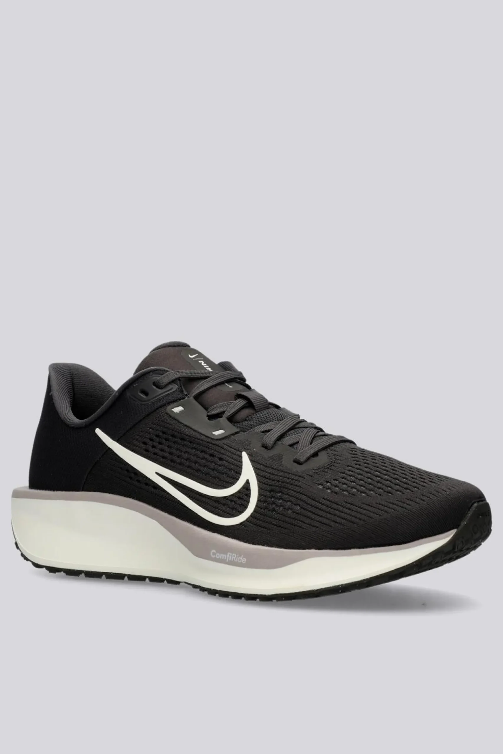 Nike Quest 6