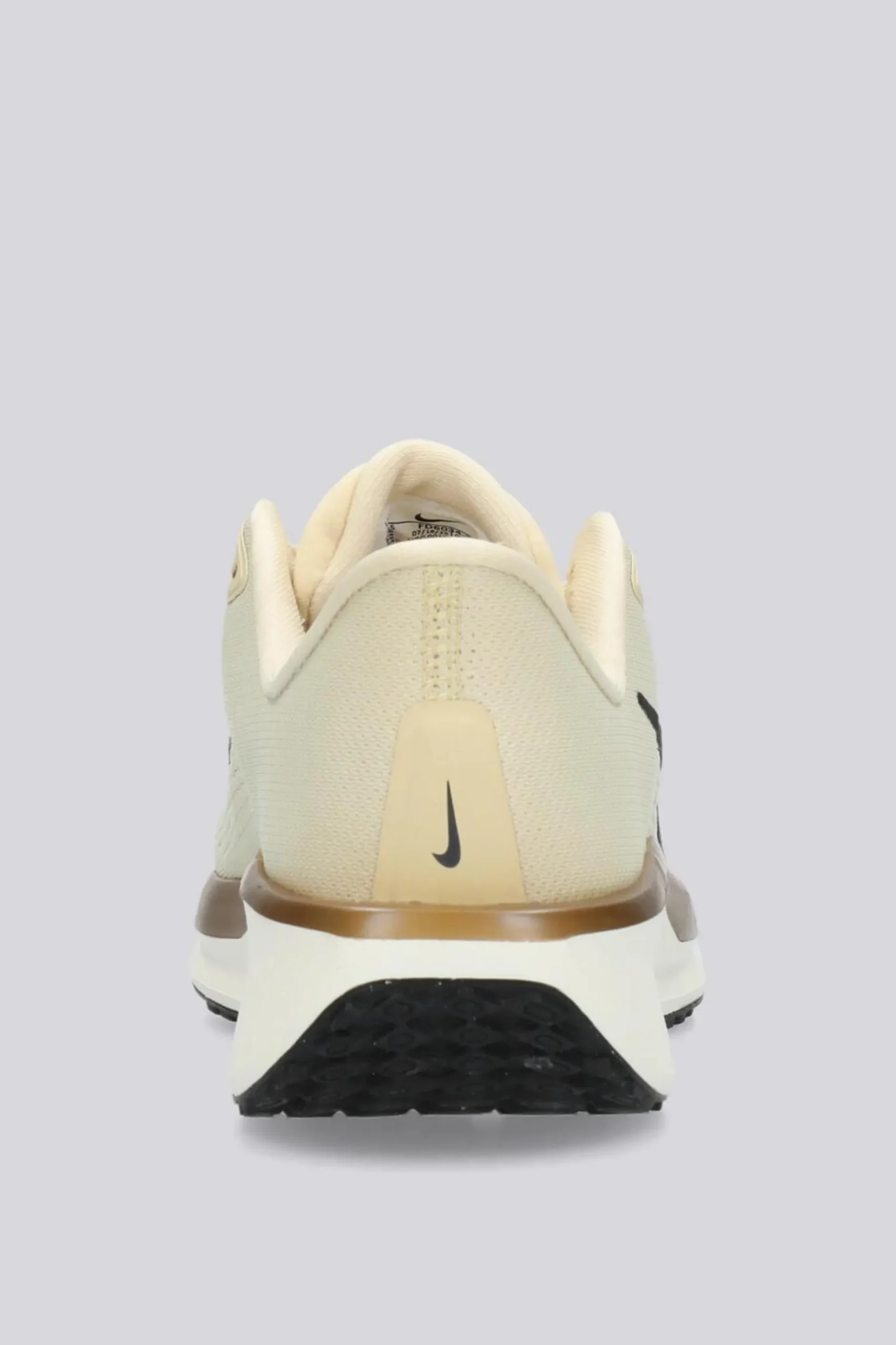 Nike Quest 6