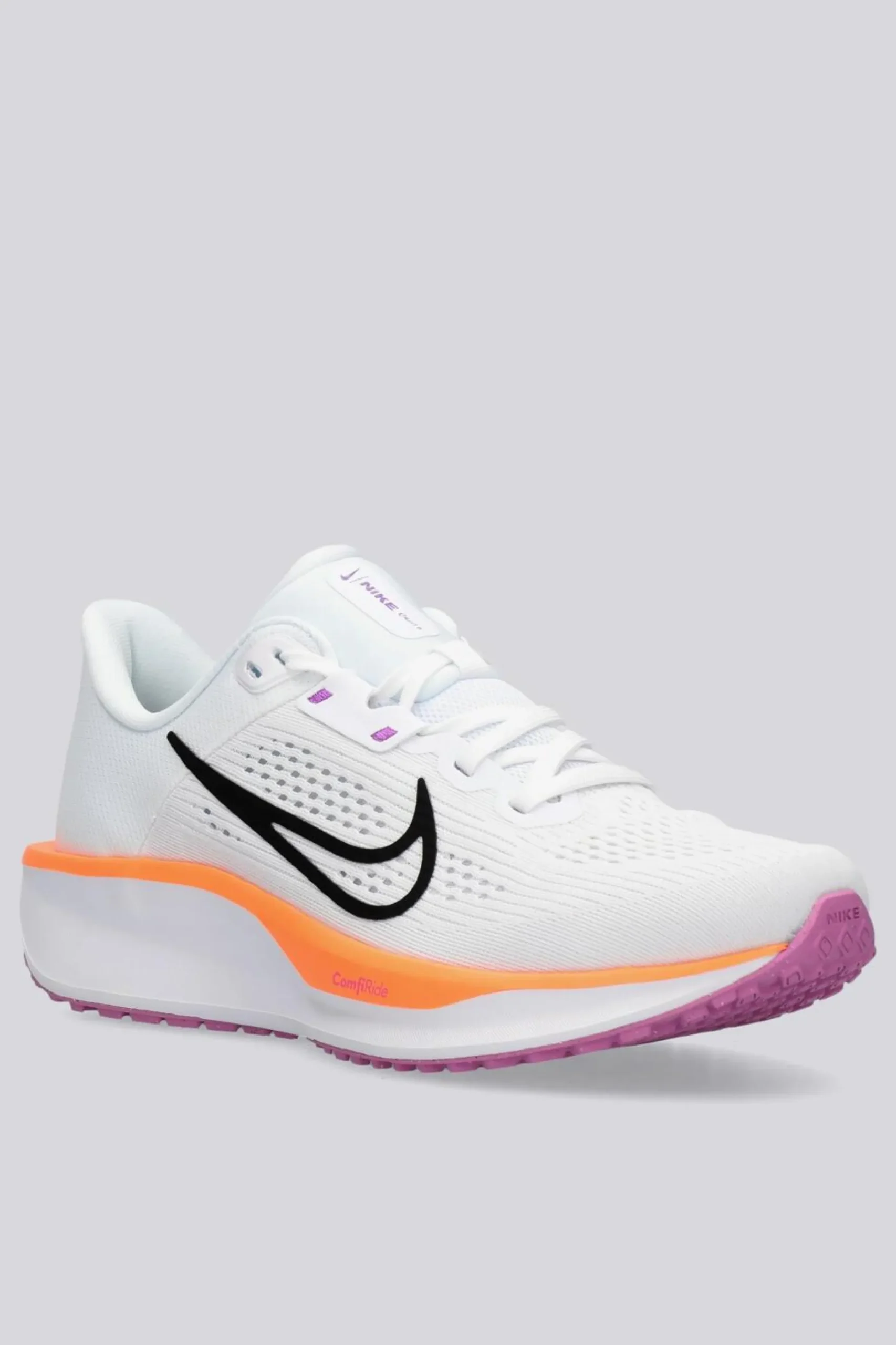 Nike Quest 6