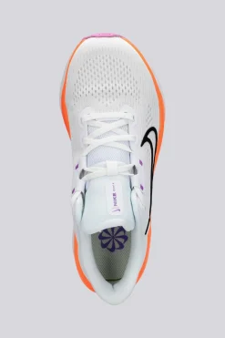 Nike Quest 6