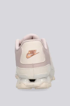 Nike Reax 8