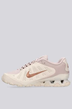 Nike Reax 8