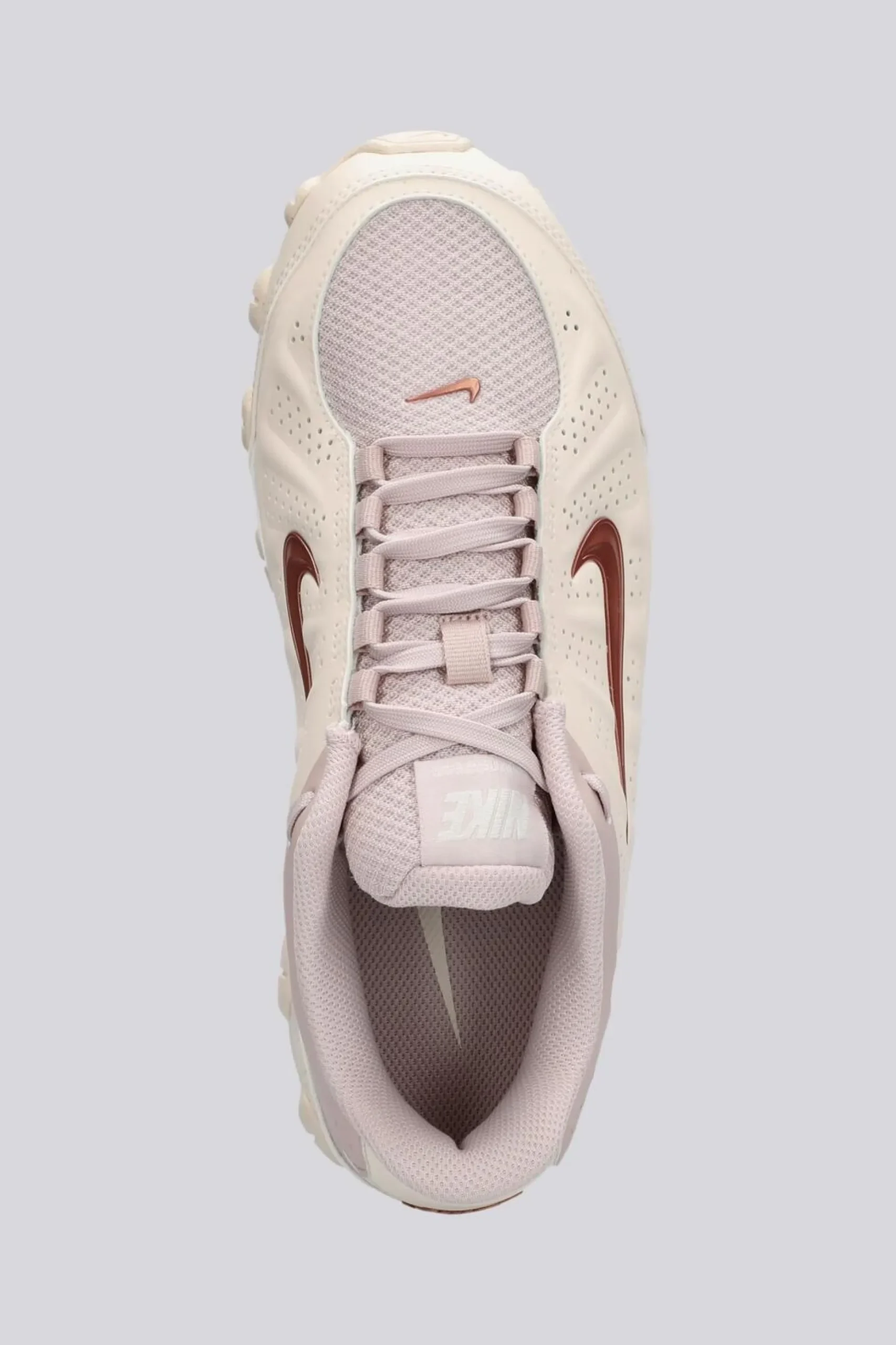 Nike Reax 8