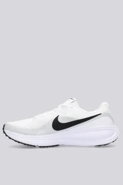 Nike Revolution 8