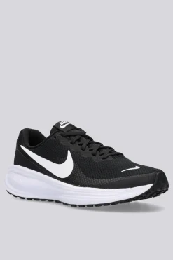 Nike Revolution 8