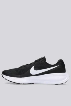 Nike Revolution 8