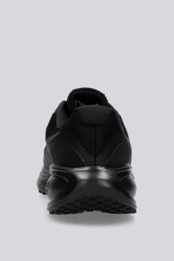 Nike Revolution 8