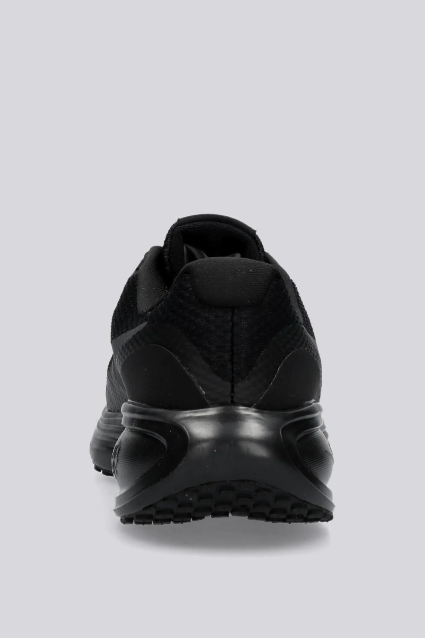 Nike Revolution 8