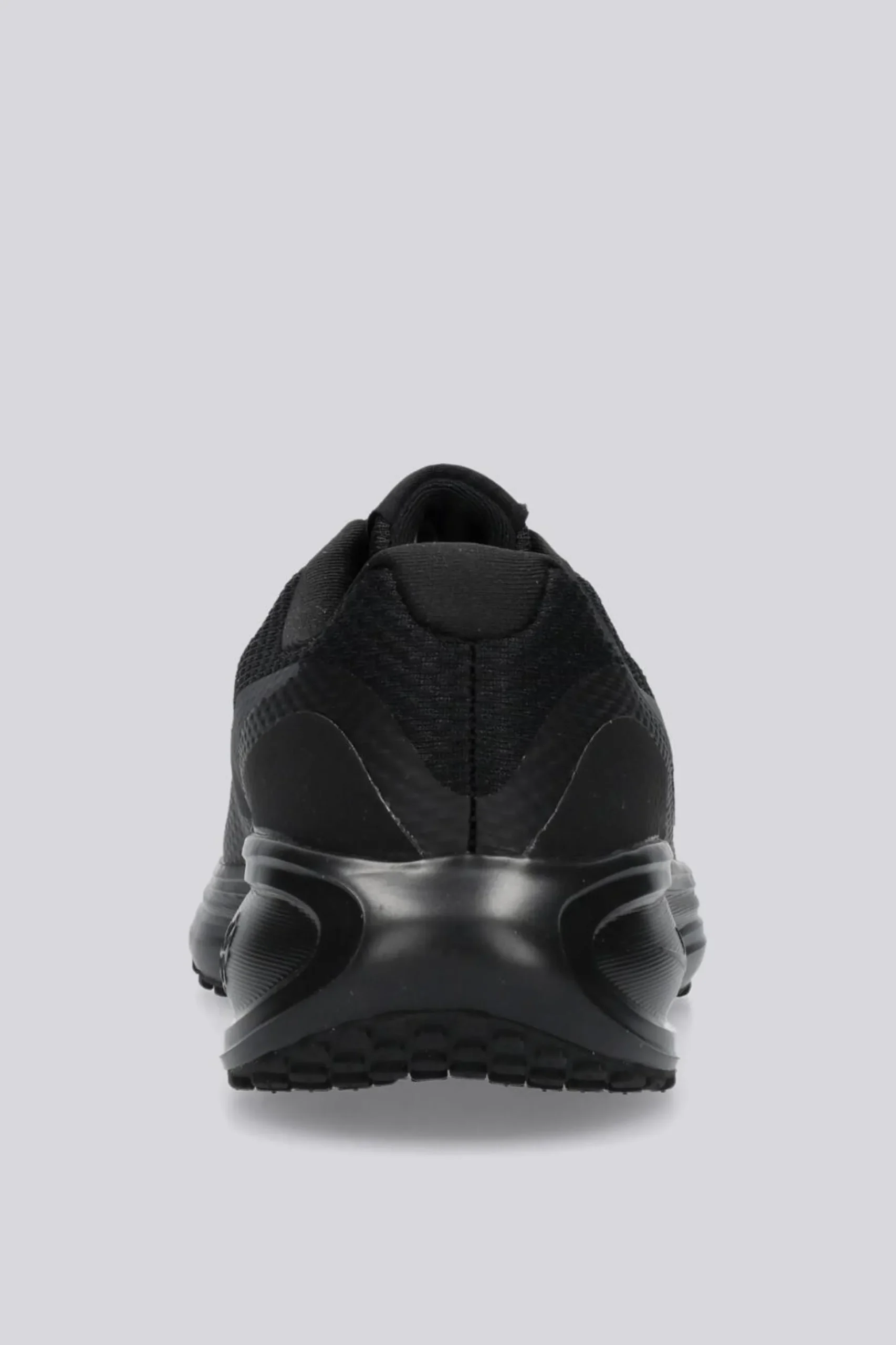 Nike Revolution 8