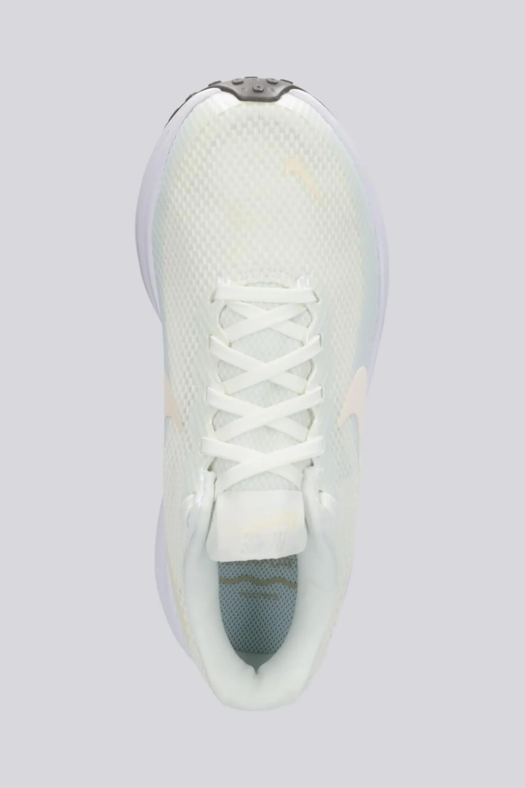 Nike Revolution 8